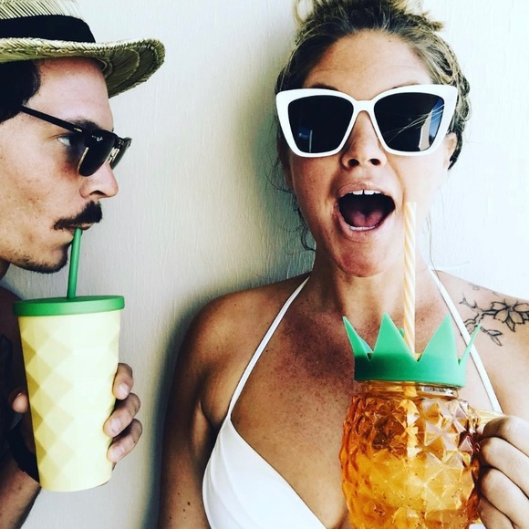 Meet your Posher, Casey & Sam - Picture 1 of 2